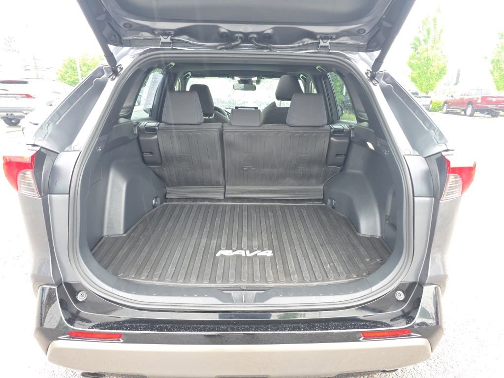 Certified 2025 Toyota RAV4 SE w/ Convenience Package AWD/4WD image 6