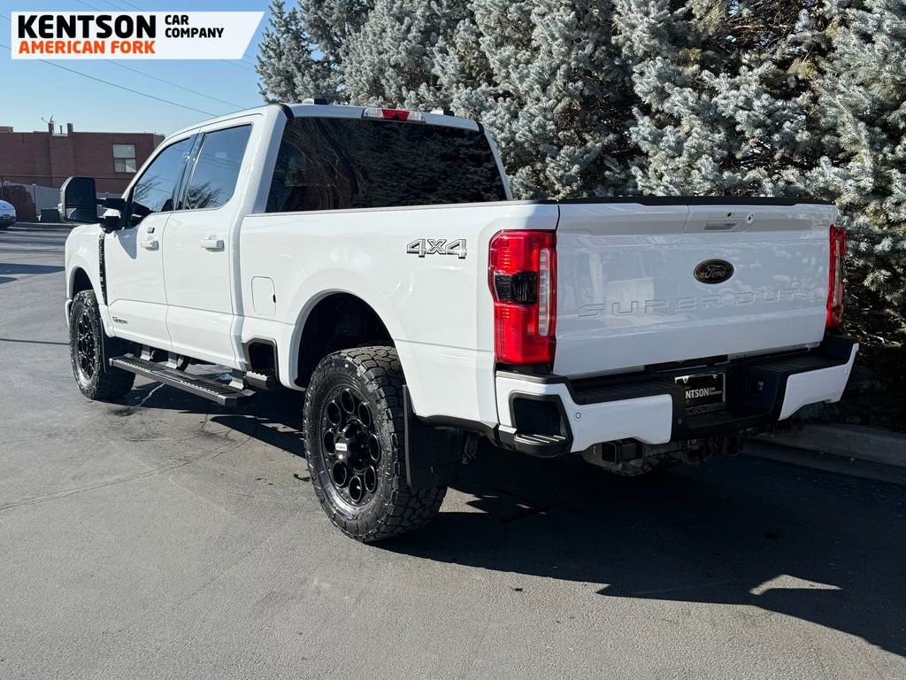 Used 2025 Ford F250 Lariat w/ Black Appearance Package image 6