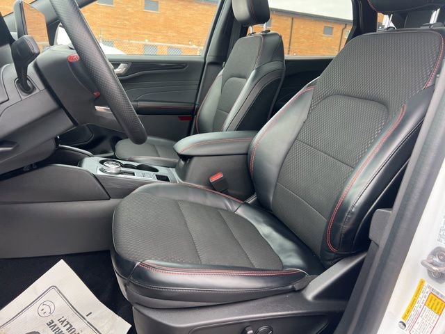 Certified 2023 Ford Escape ST-Line w/ Tech Pack #1 image 19