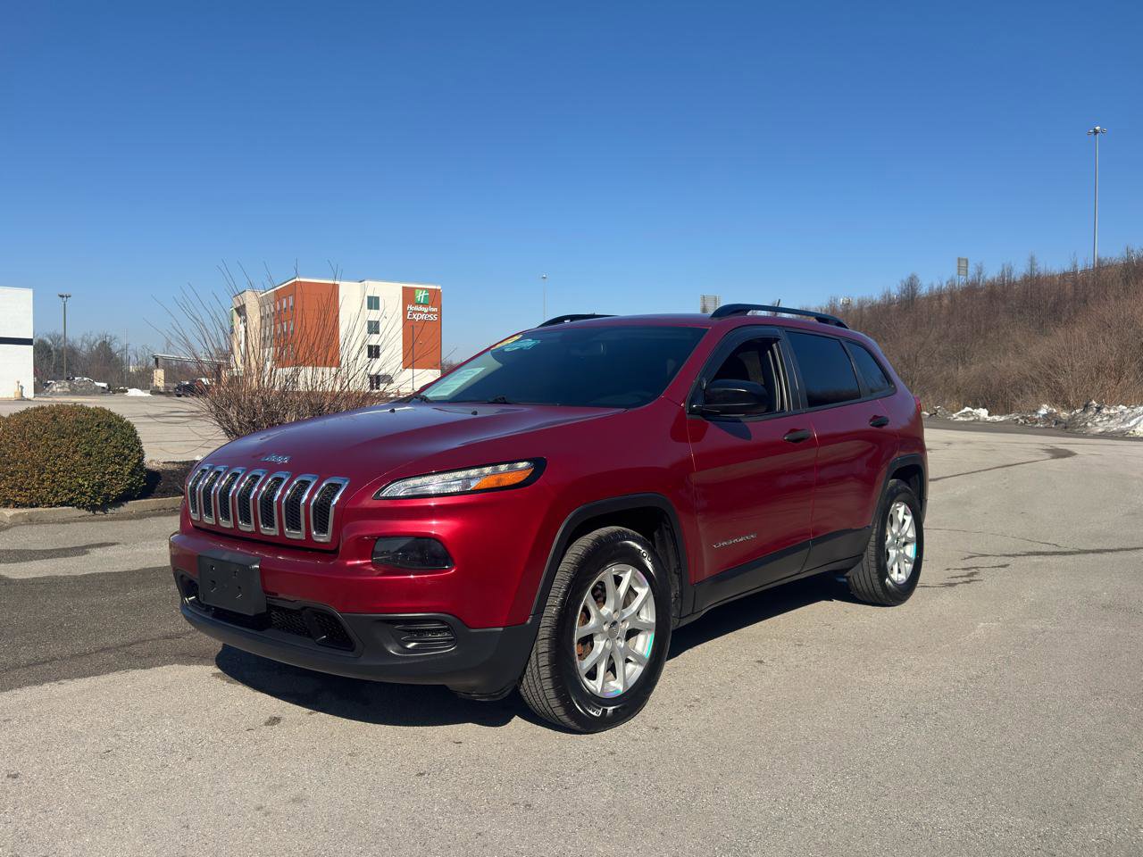Used 2017 Jeep Cherokee Sport w/ Cold Weather Group image 8