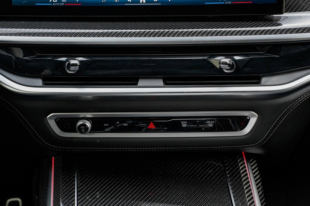 Certified 2025 BMW X7 M60i image 14