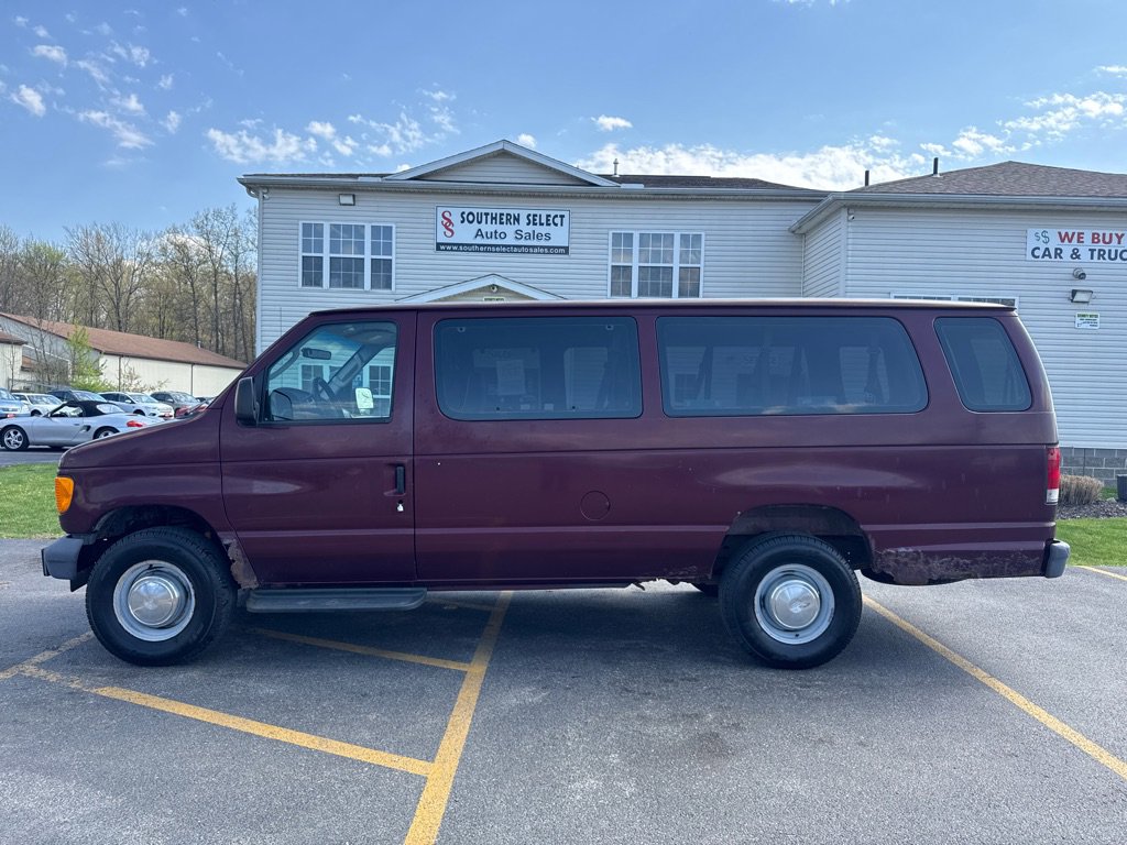 Used 2006 Ford E-350 and Econoline 350 XL RWD image 1