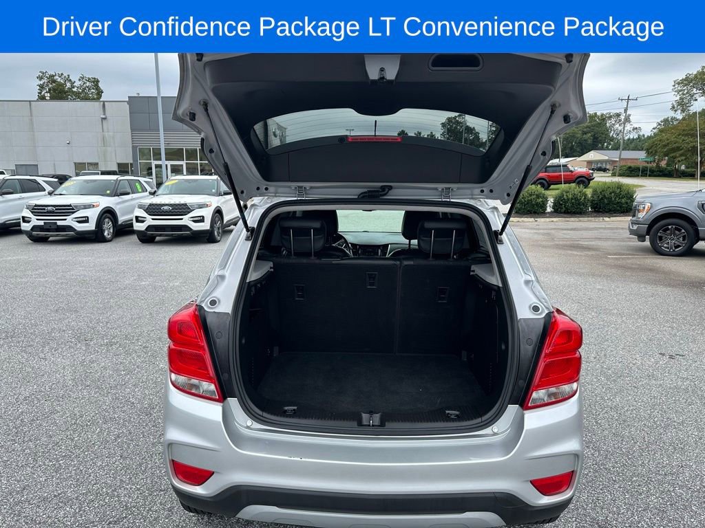 Used 2019 Chevrolet Trax LT w/ LT Convenience Package image 9