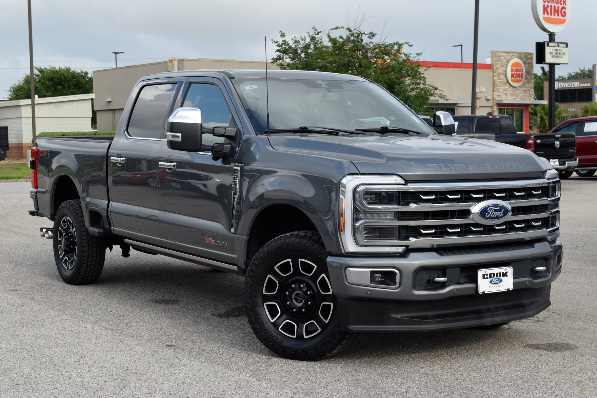 Used 2024 Ford F250 Platinum AWD/4WD image 3