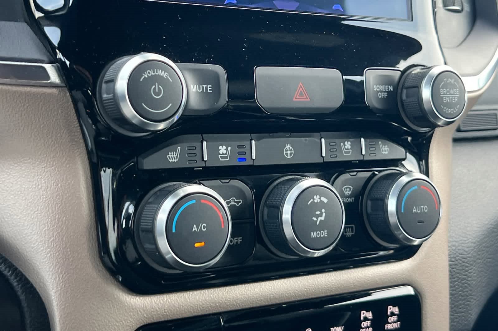 Used 2019 RAM 1500 Laramie w/ Sport Appearance Package image 25