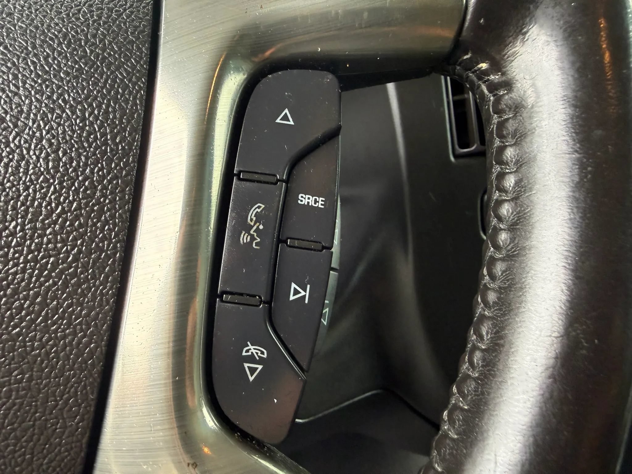 Used 2019 Chevrolet Express 2500 w/ Driver Convenience Package RWD image 28