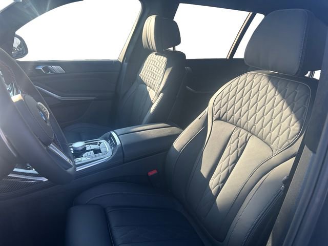 New 2026 BMW X7 M60i image 13