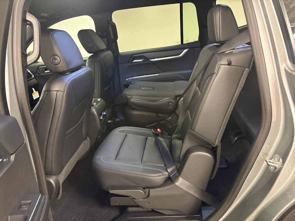 New 2026 GMC Acadia Elevation w/ Black Edition AWD/4WD image 30
