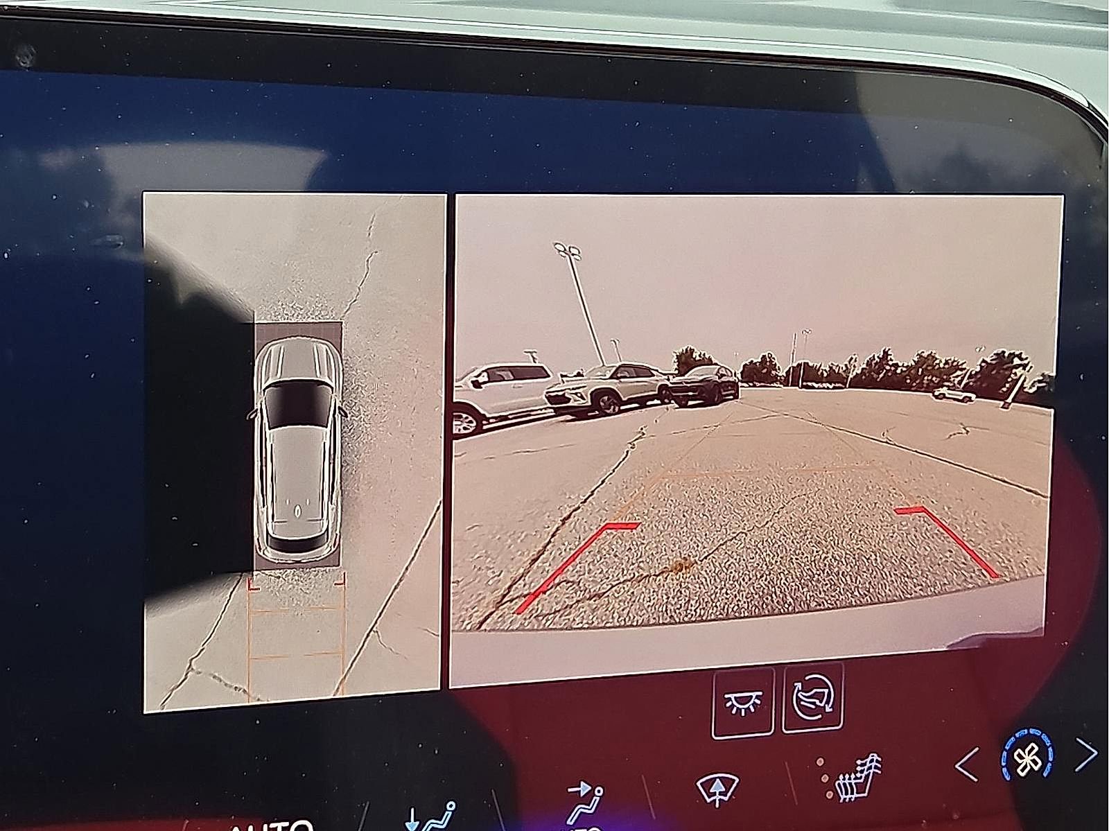 New 2025 Chevrolet Equinox EV RS image 16