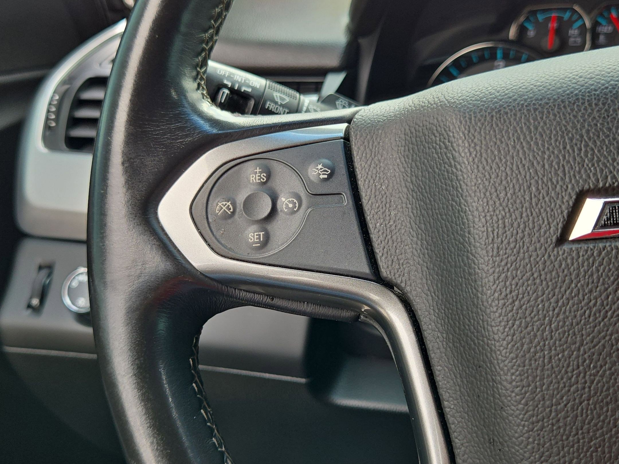 Used 2019 Chevrolet Suburban LT image 21