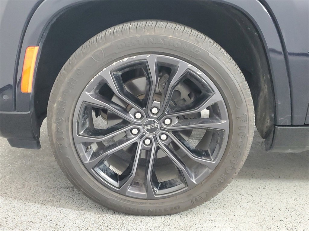 Used 2024 Jeep Grand Wagoneer L Series II w/ Quick Order Packagew 28T image 8