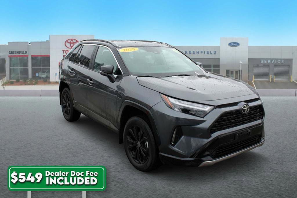 Used 2025 Toyota RAV4 XSE w/ Weather Package AWD/4WD image 1