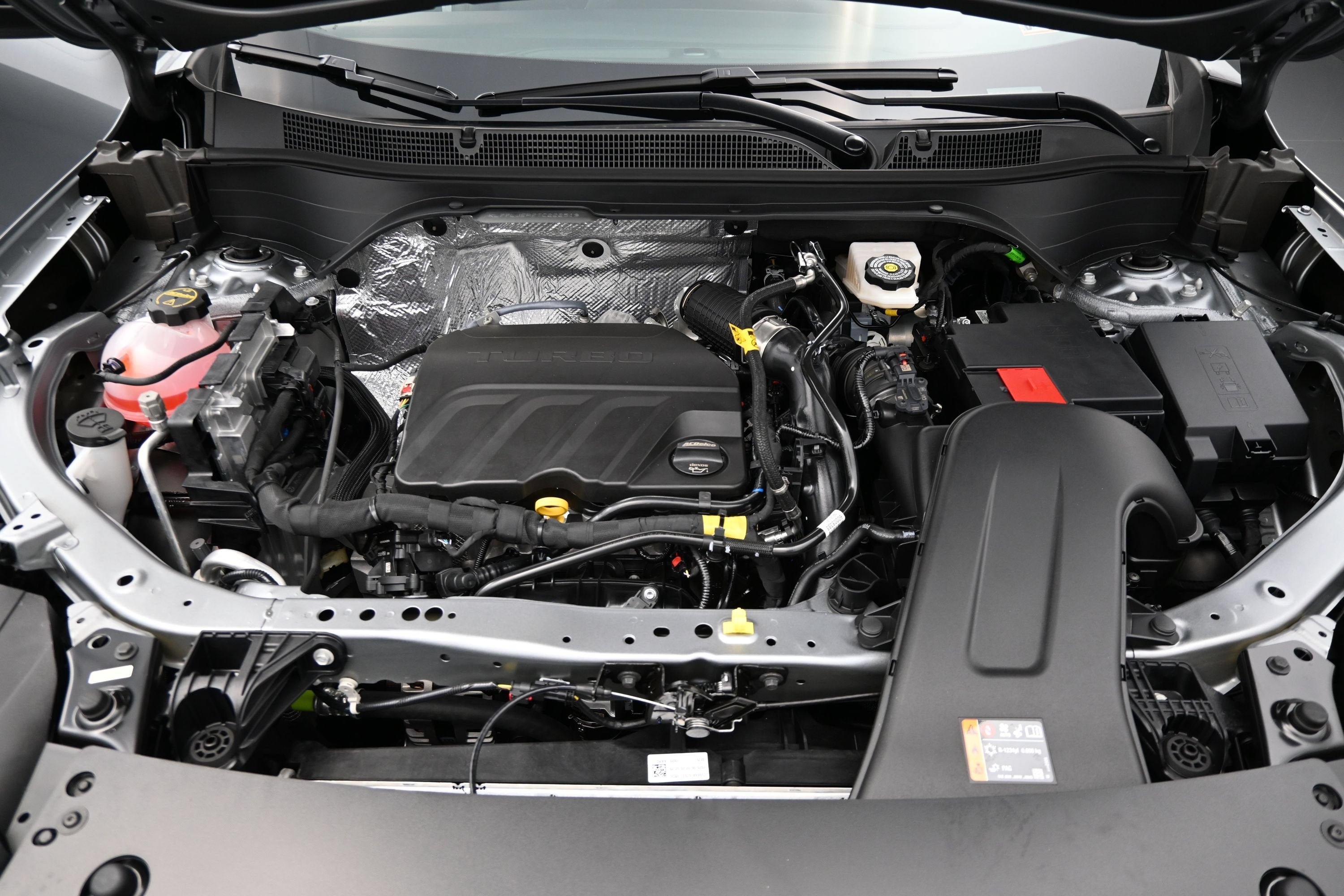 New 2026 Chevrolet Trax RS w/ Driver Confidence Package FWD image 32