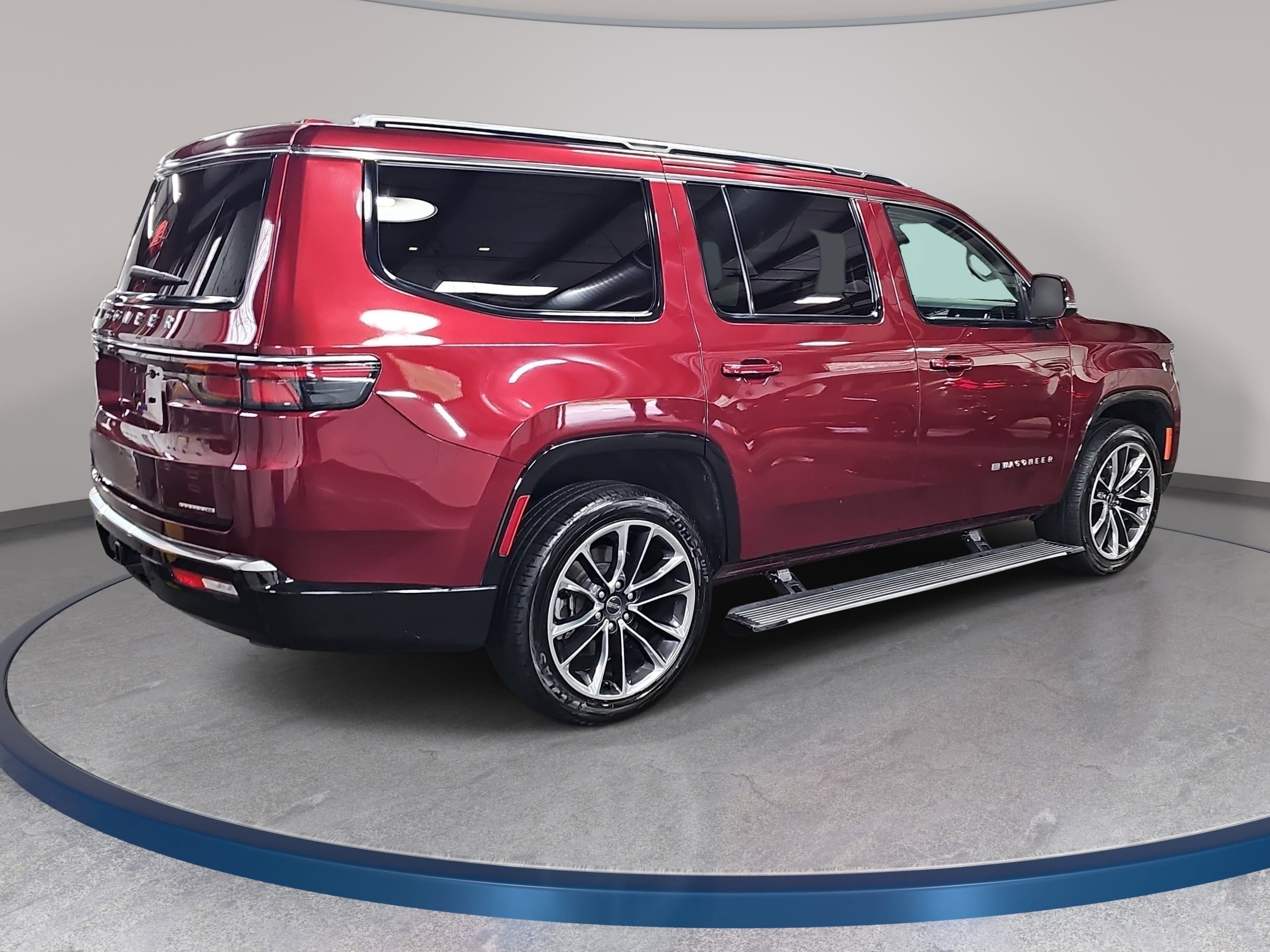 Used 2022 Jeep Wagoneer Series III w/ Premium Group I image 5