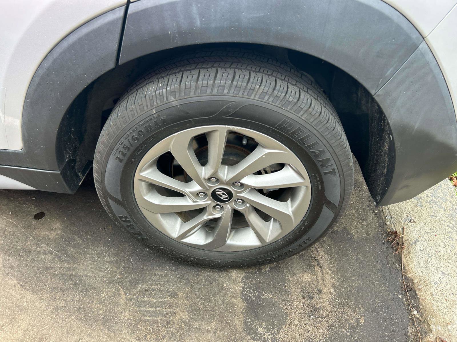 Used 2018 Hyundai Tucson SEL Plus image 8