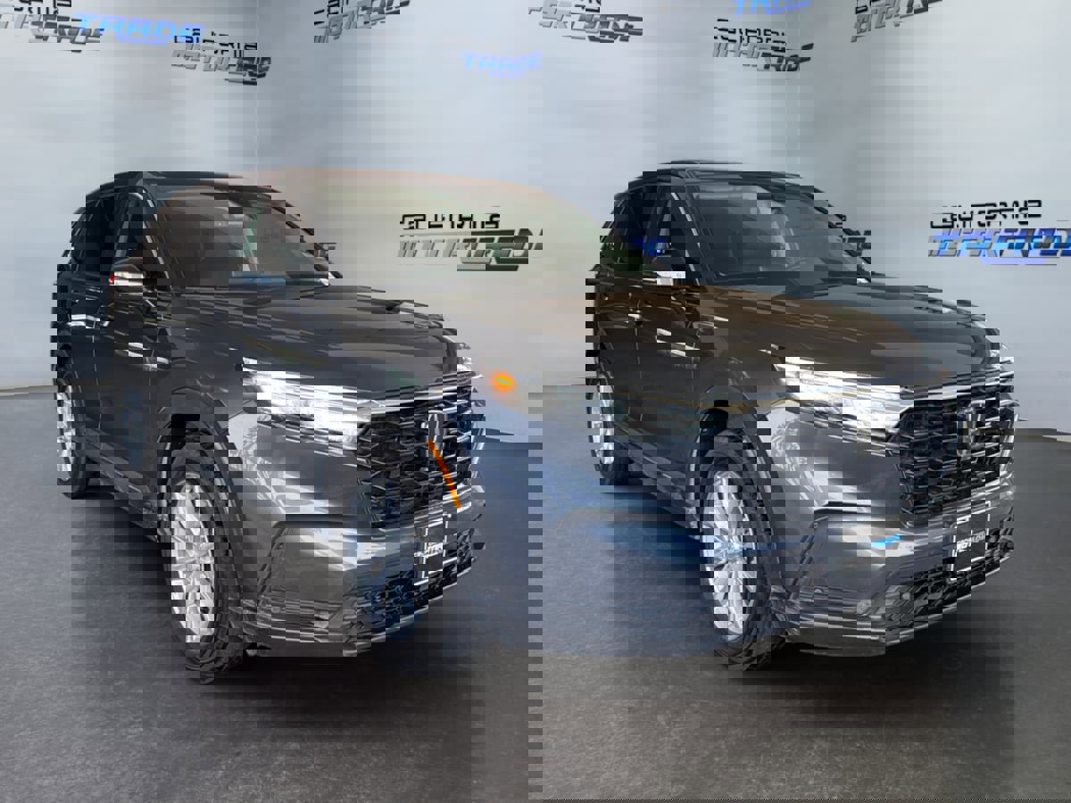 Used 2025 Honda CR-V EX-L image 3