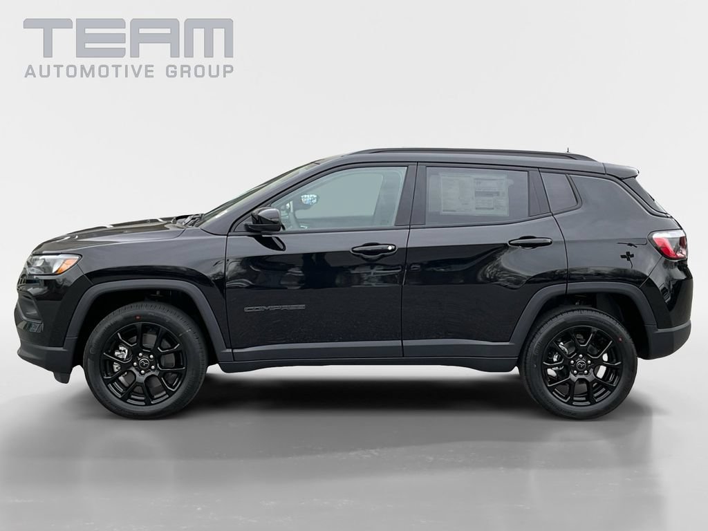 New 2026 Jeep Compass Latitude AWD/4WD image 4