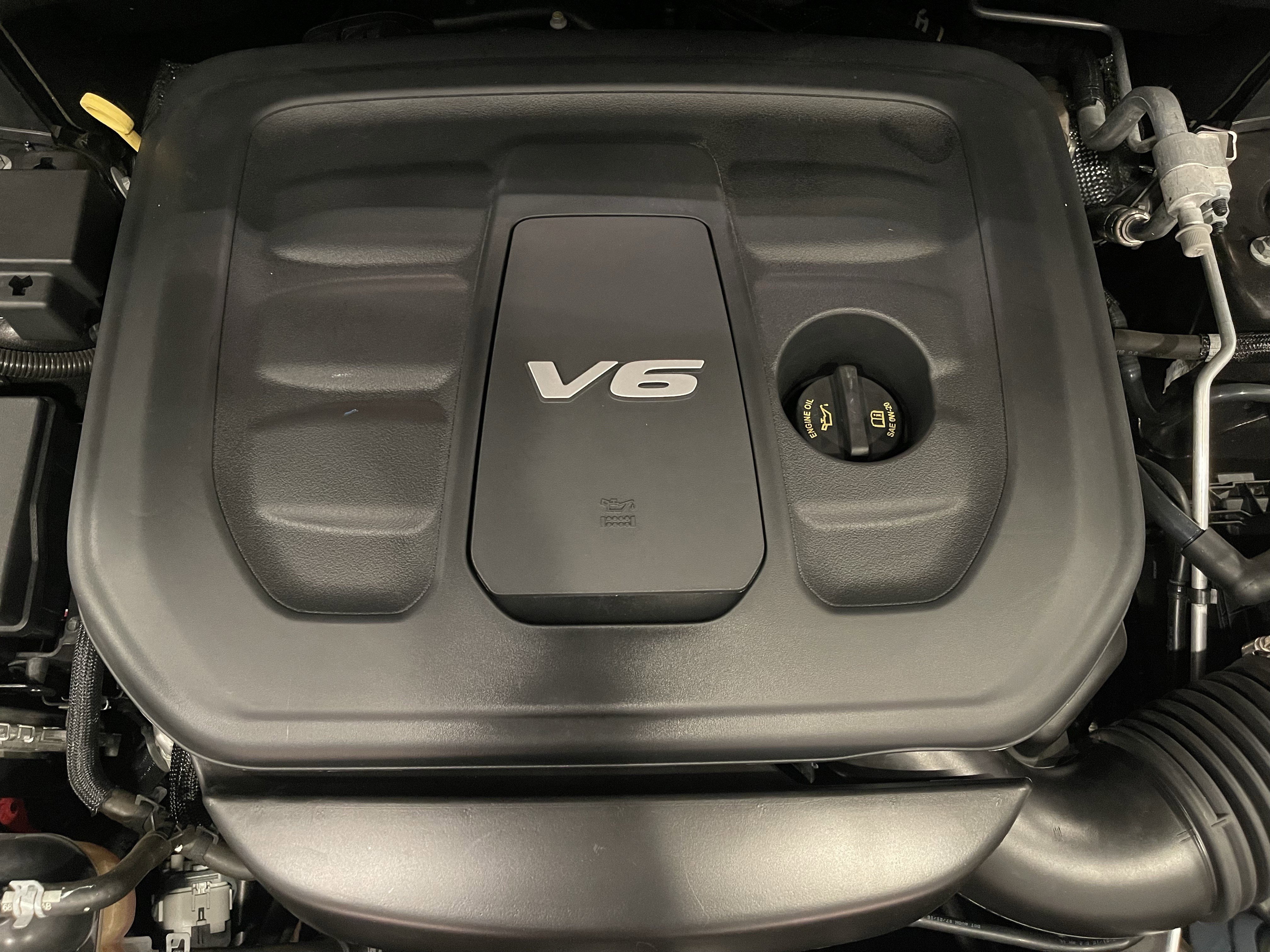 Used 2019 Jeep Grand Cherokee Altitude image 27