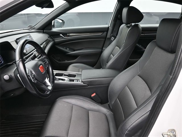 Used 2020 Honda Accord Sport image 24