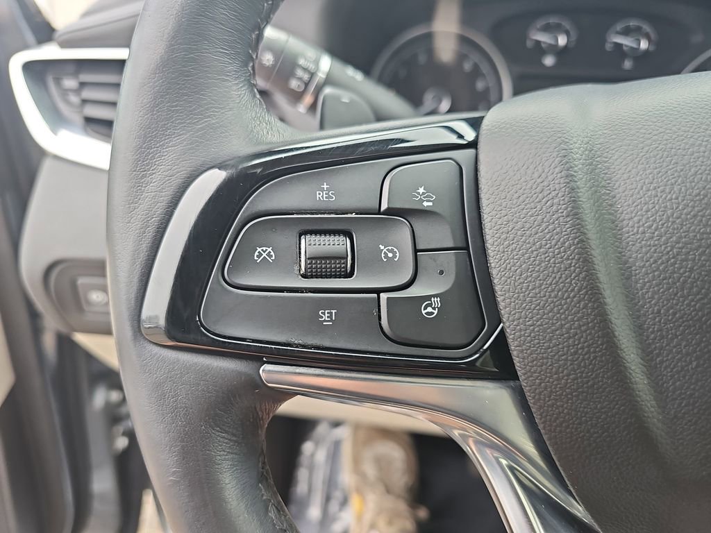 Used 2023 Buick Enclave Essence w/ Experience Buick Package AWD/4WD image 23