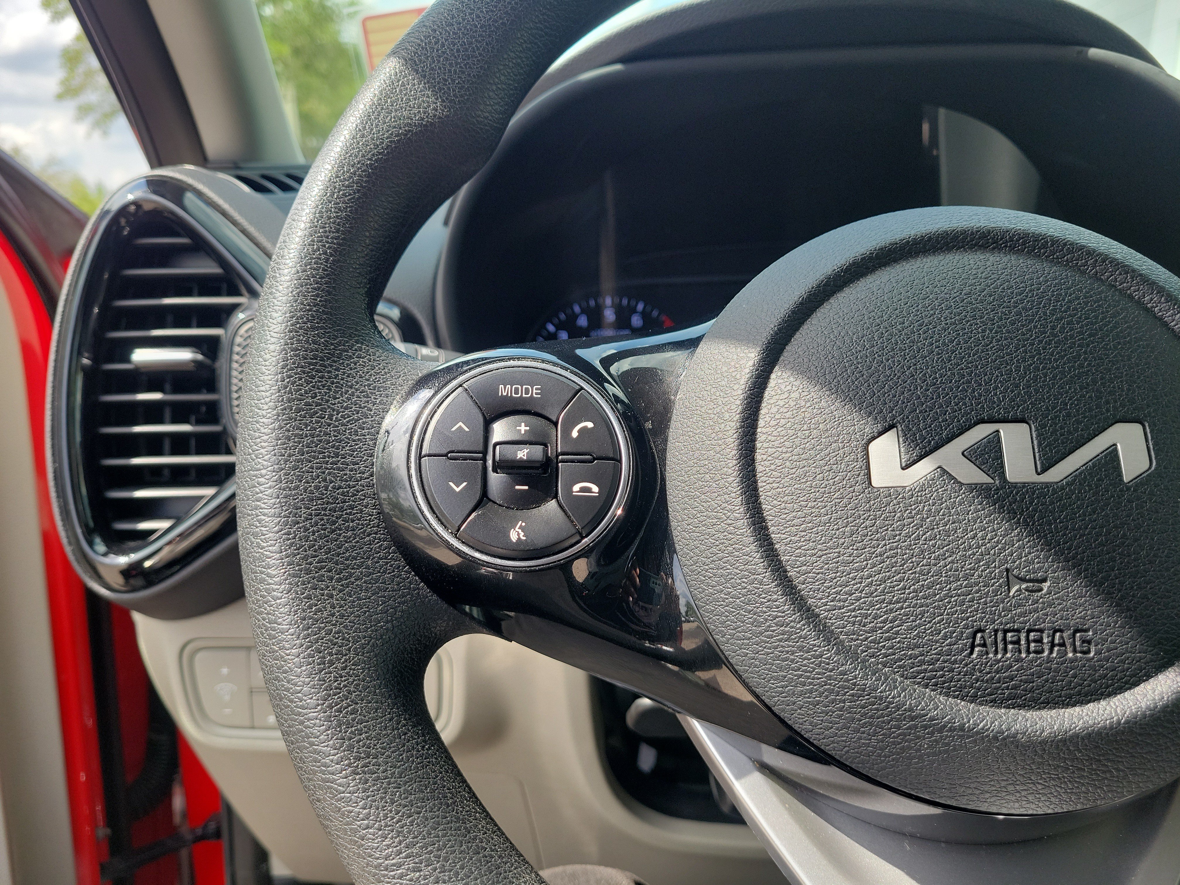 Used 2022 Kia Soul S FWD image 23