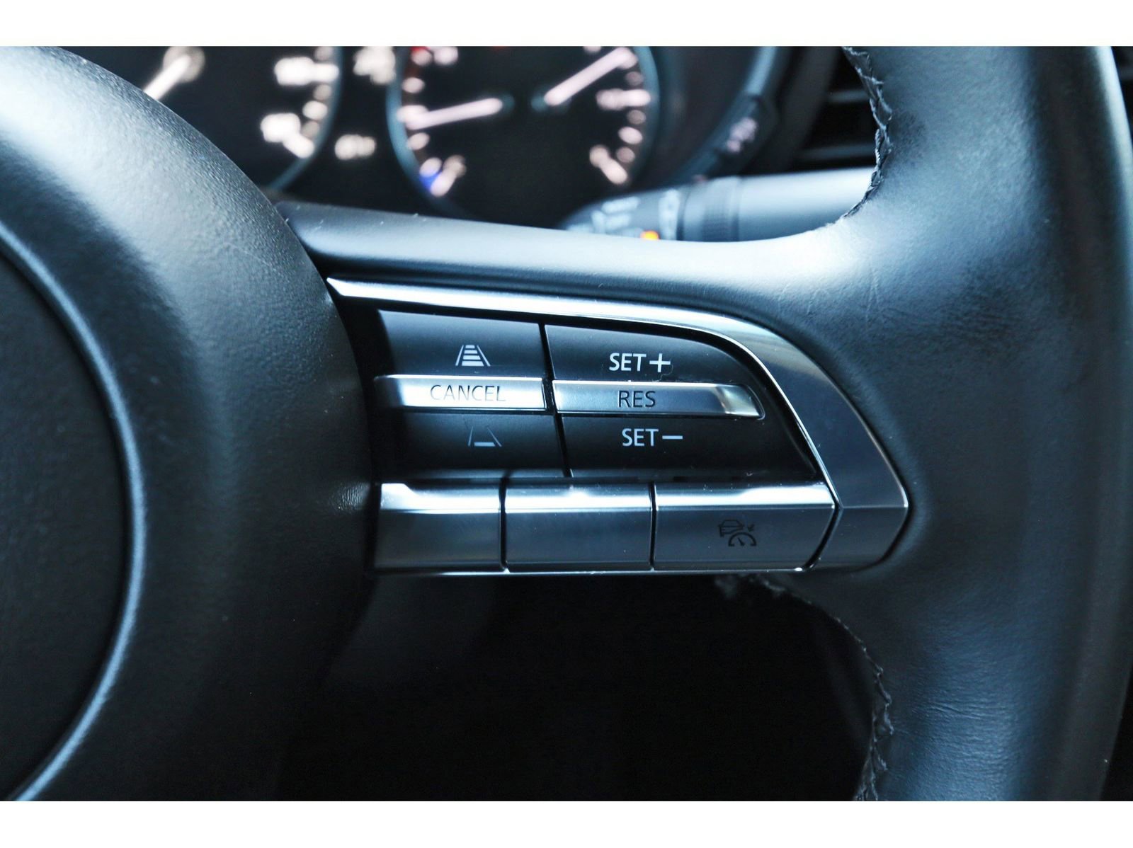 Used 2023 MAZDA MAZDA3 s image 19