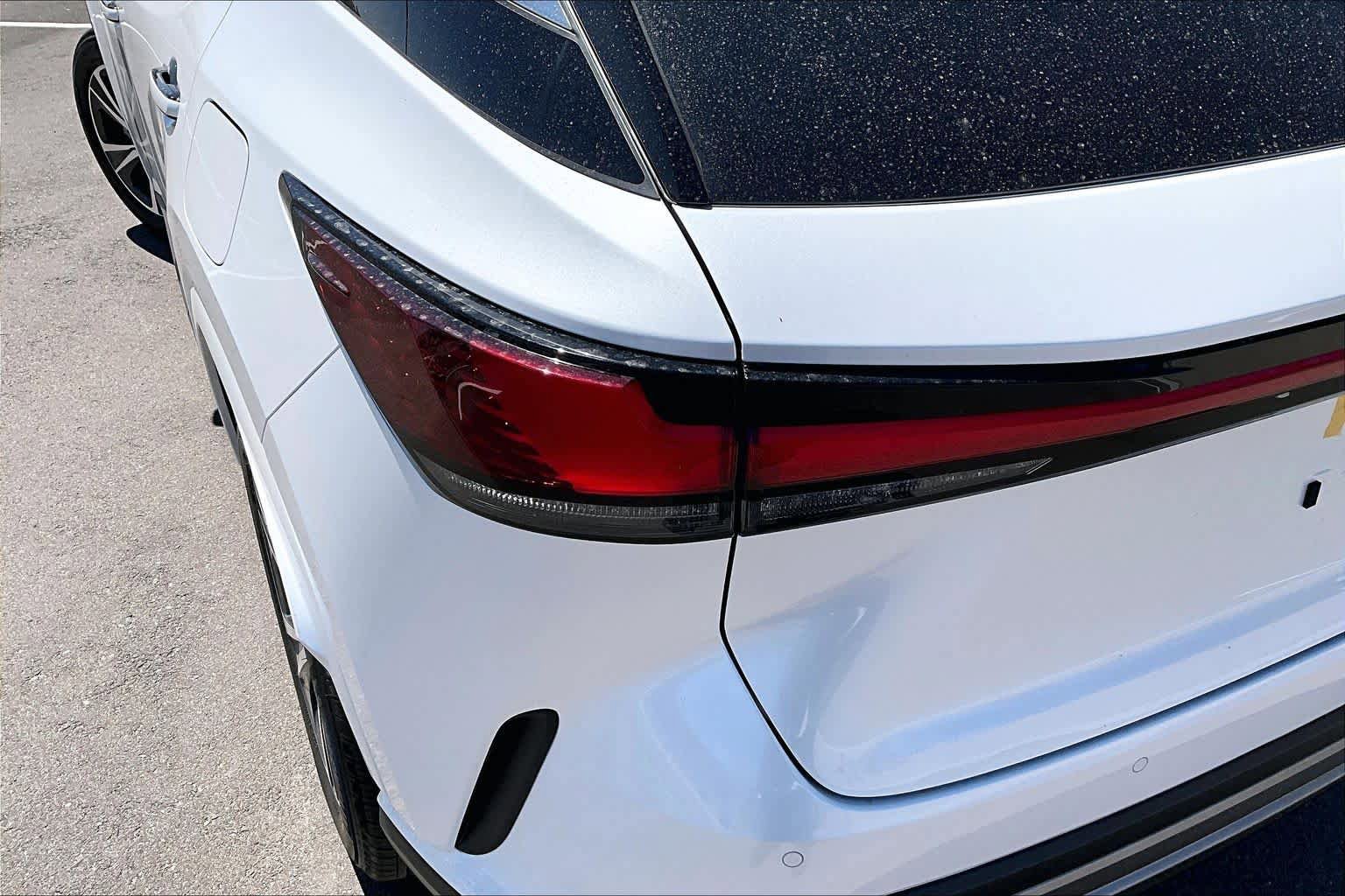 New 2026 Lexus RX 350h AWD/4WD image 14