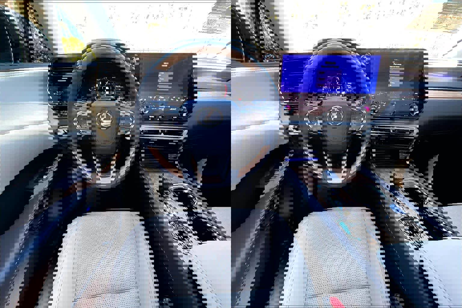 Certified 2025 Lexus RX 350 Premium Plus w/ Convenience Package FWD image 5