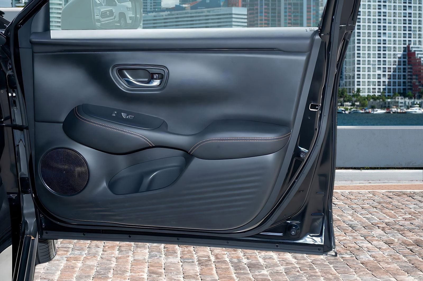 Certified 2025 Honda HR-V Sport image 13