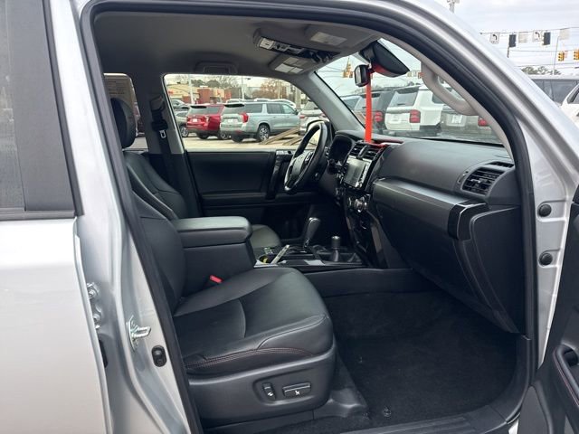 Used 2024 Toyota 4Runner TRD Off-Road Premium AWD/4WD image 16