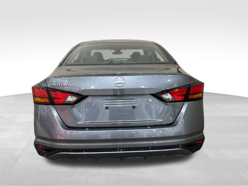 Used 2023 Nissan Altima 2.5 S image 4