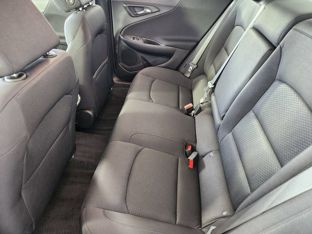 Used 2025 Chevrolet Malibu LT FWD image 14