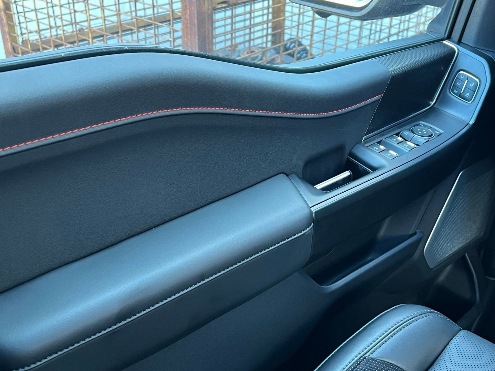 Used 2024 Ford F150 Raptor image 34