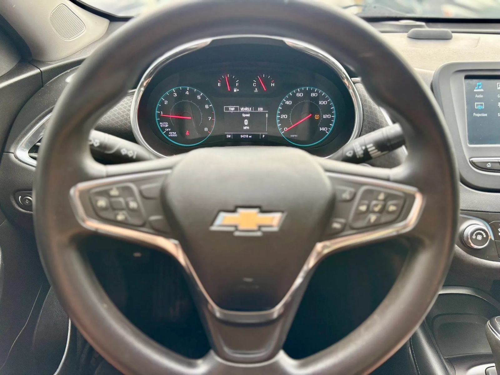 Used 2018 Chevrolet Malibu LT FWD image 18
