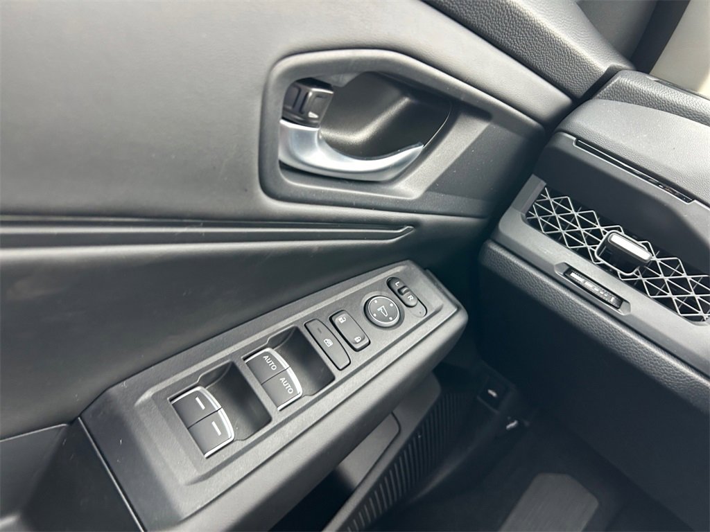 New 2025 Honda Accord SE image 25