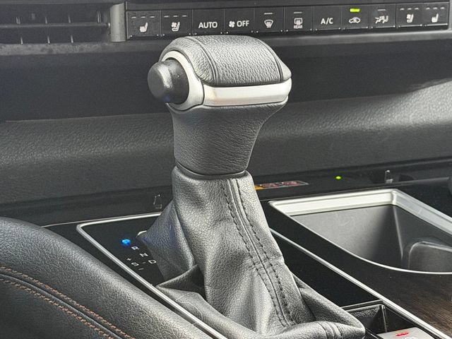 Certified 2025 Toyota Sienna Platinum AWD/4WD image 25