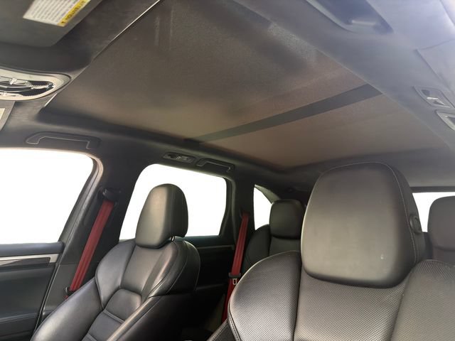 Used 2015 Porsche Cayenne Turbo AWD/4WD image 10
