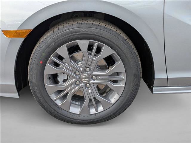 New 2026 Honda Odyssey Touring image 10