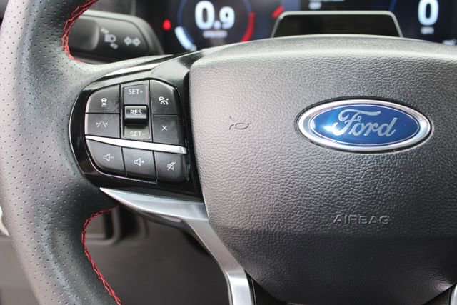 Used 2025 Ford Explorer ST-Line w/ Premium Package AWD/4WD image 21