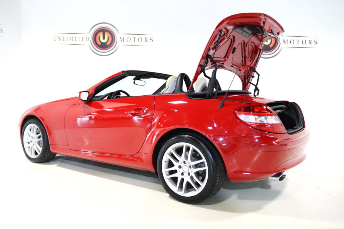 Used 2008 Mercedes-Benz SLK 350 image 31