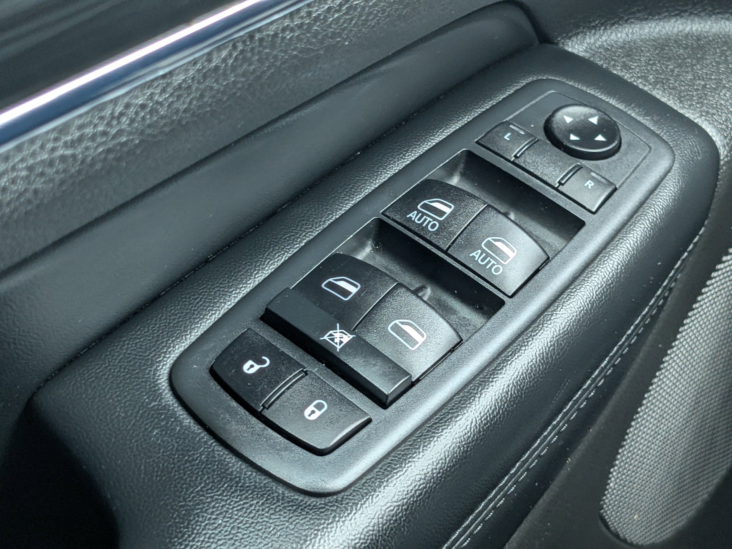 Certified 2020 Jeep Grand Cherokee Limited image 24