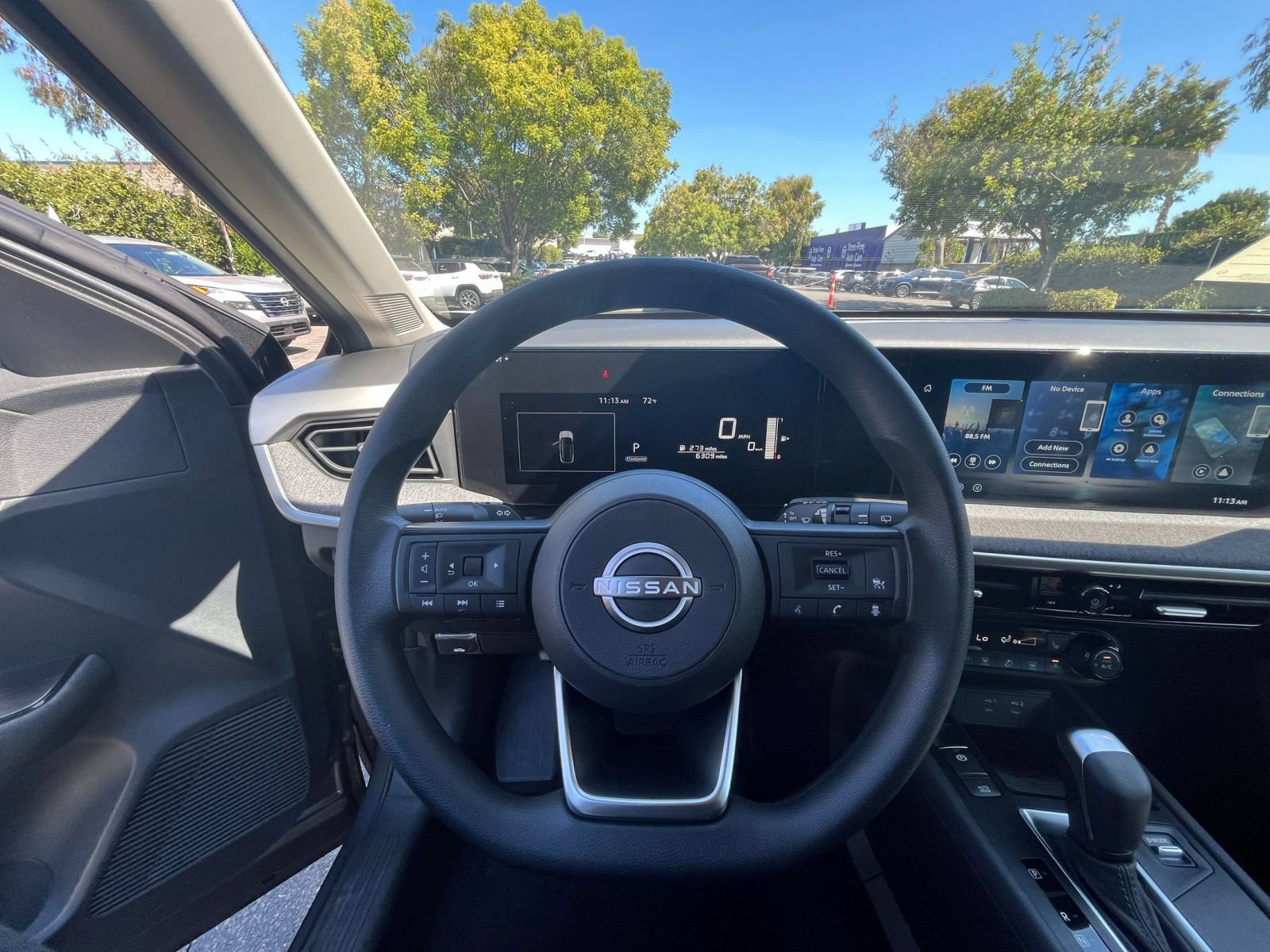 Used 2026 Nissan Kicks SV w/ Cold Weather Package AWD/4WD image 33