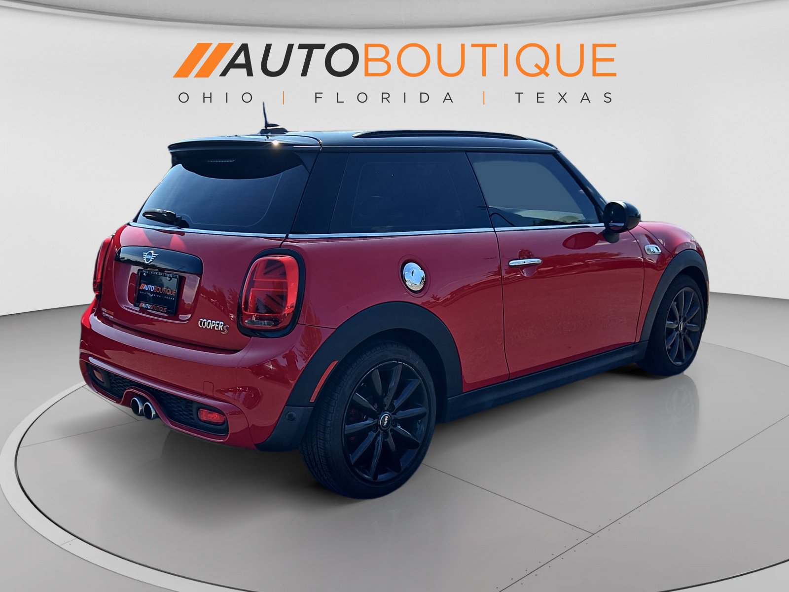 Used 2019 MINI Cooper S w/ Premium Package FWD image 5
