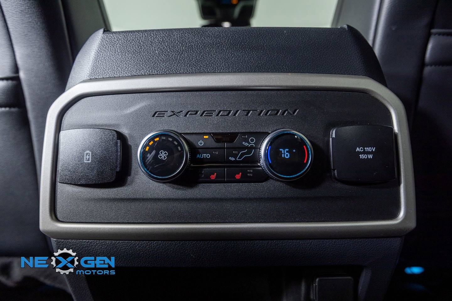 Used 2024 Ford Expedition Max Limited image 29