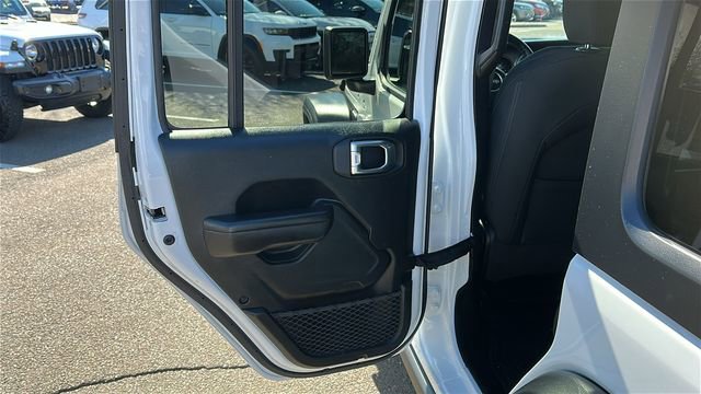 Used 2021 Jeep Wrangler Unlimited Willys image 20