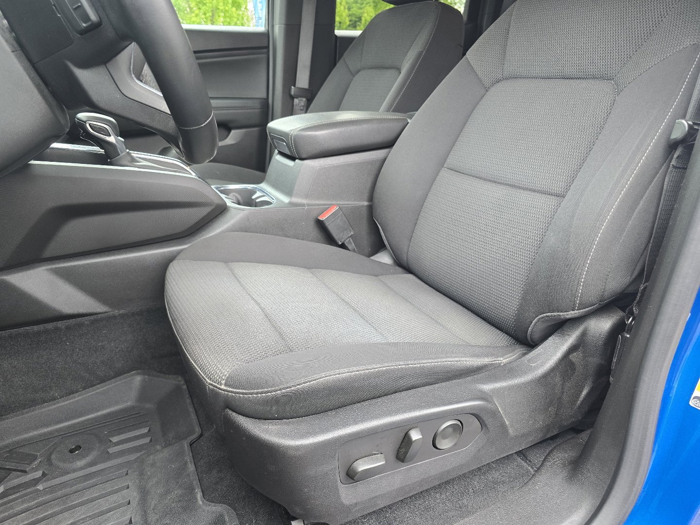 Used 2023 GMC Canyon Elevation w/ Convenience Package AWD/4WD image 31
