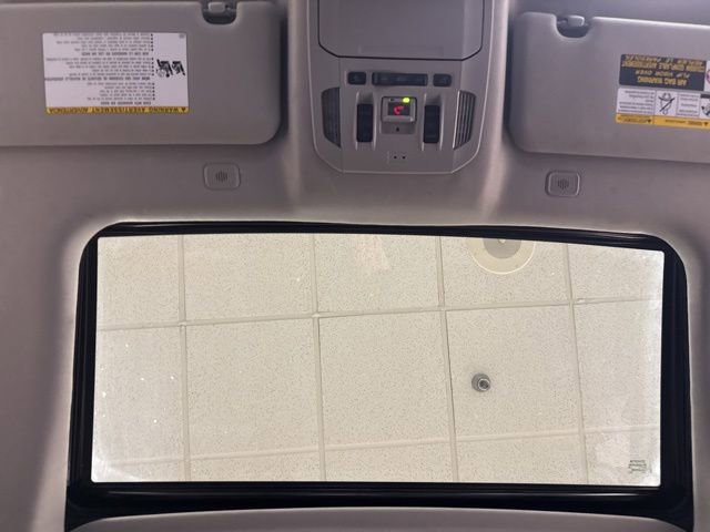 Used 2023 Toyota Highlander XLE w/ Protection Package #3 (TMS) image 39