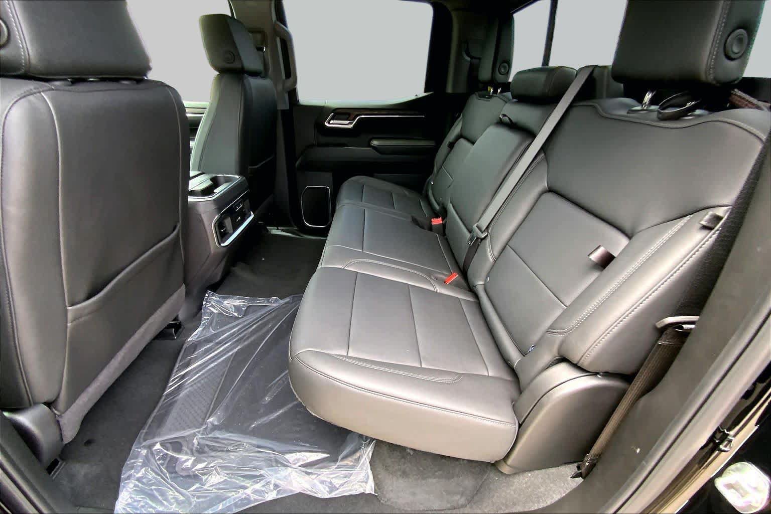 Used 2024 GMC Sierra 1500 SLT AWD/4WD image 20