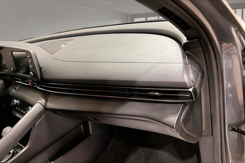 Used 2026 Hyundai Elantra Sport w/ Cargo Package FWD image 14