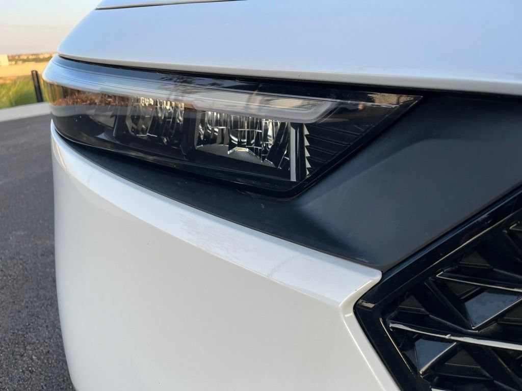 Certified 2025 Honda Accord SE image 12